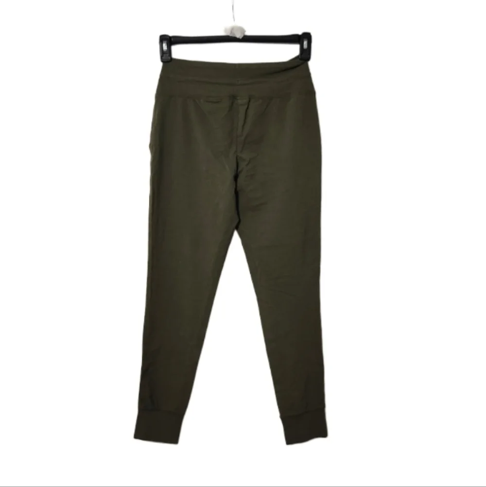 NWT  Wild Fable  Jogger/Sweatpants with Pockets  Women's Size M  Olive Green - Picture 2 of 5